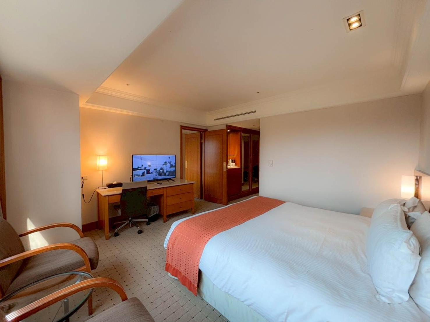 Hione Holiday Hotel Taipei Exterior photo