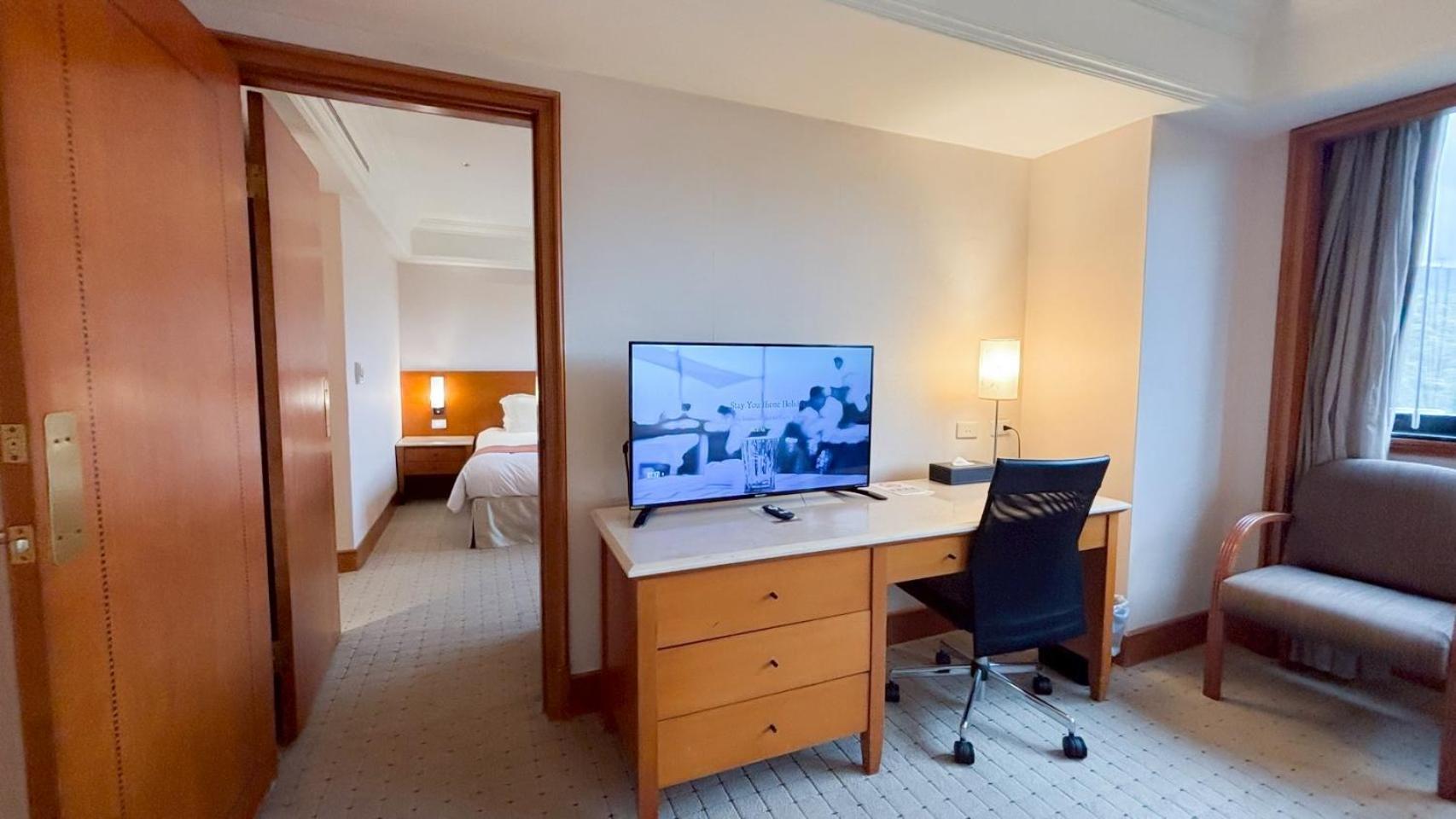 Hione Holiday Hotel Taipei Exterior photo